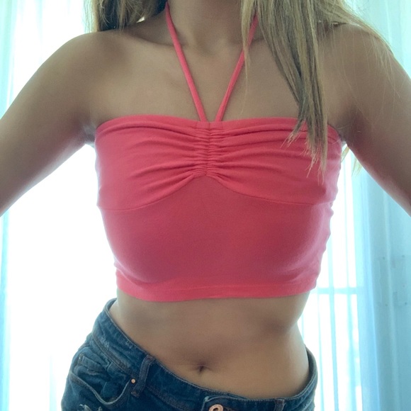 Pink halter top - Picture 1 of 4